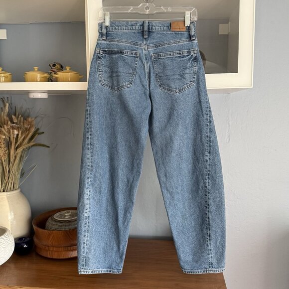 American Eagle Stretch Barrel Jeans Mid Rise Size 000R - Picture 3 of 6